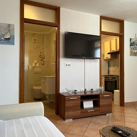 Miler Apartamento Punat